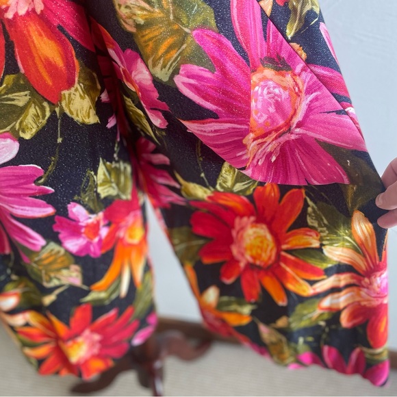 Jenelle of California Vintage Floral Jumper - Picture 4 of 11